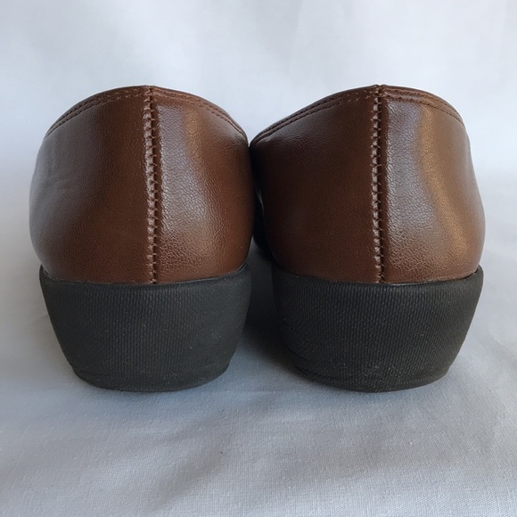 Life Stride SoftSystem brown Flex comfort shoes - Picture 6 of 8